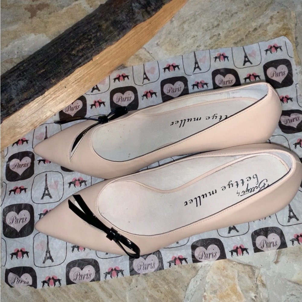 Betty Muller Pink Pump Black Bow Size 8